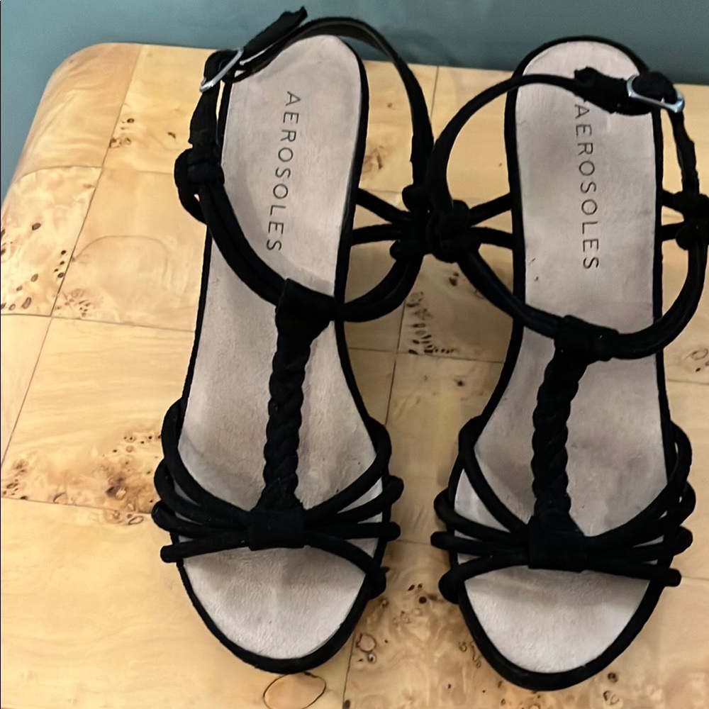 LAST CHANCE! Aerosoles Women's Black Sandals, Sz 7.5